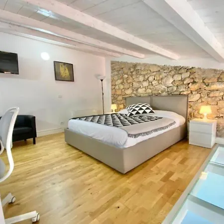Suites Cannes Apartment